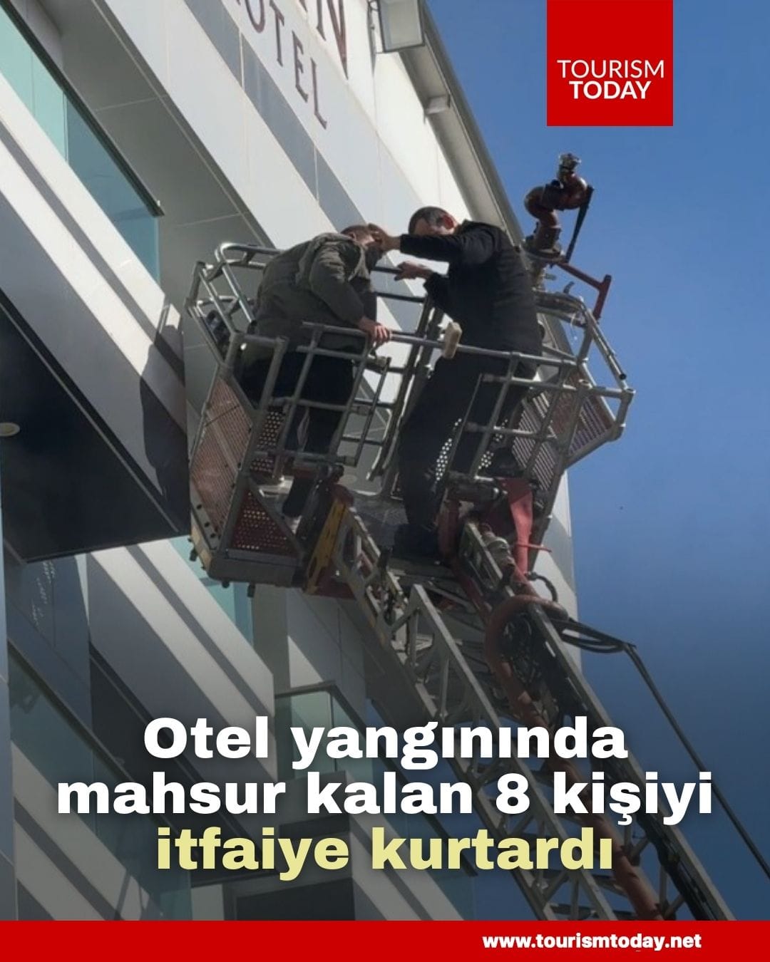 Otel yangınında mahsur kalan 8 kişiyi itfaiye kurtardı