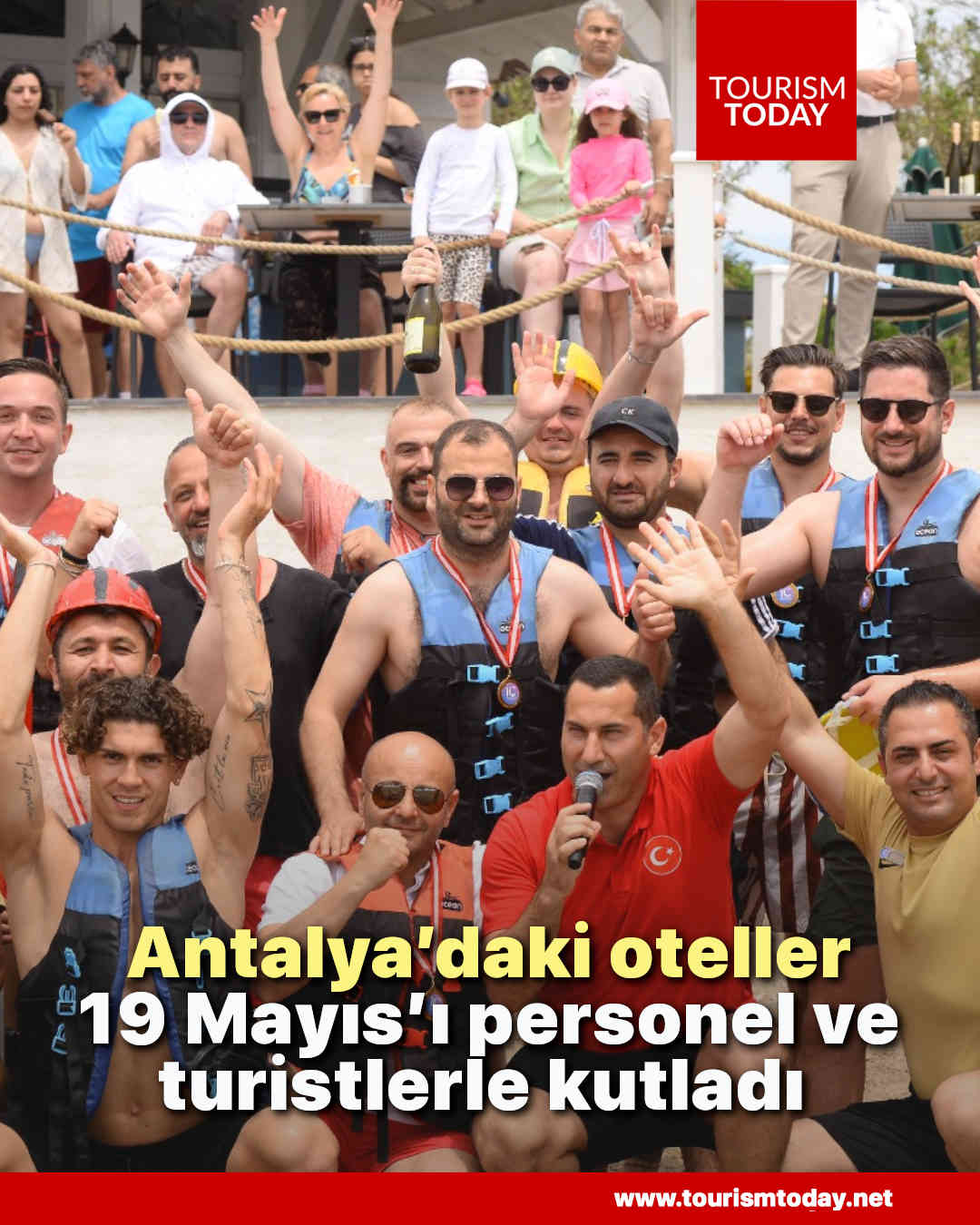 Antalya’daki oteller, 19 Mayıs’ı personel ve turistlerle kutladı 